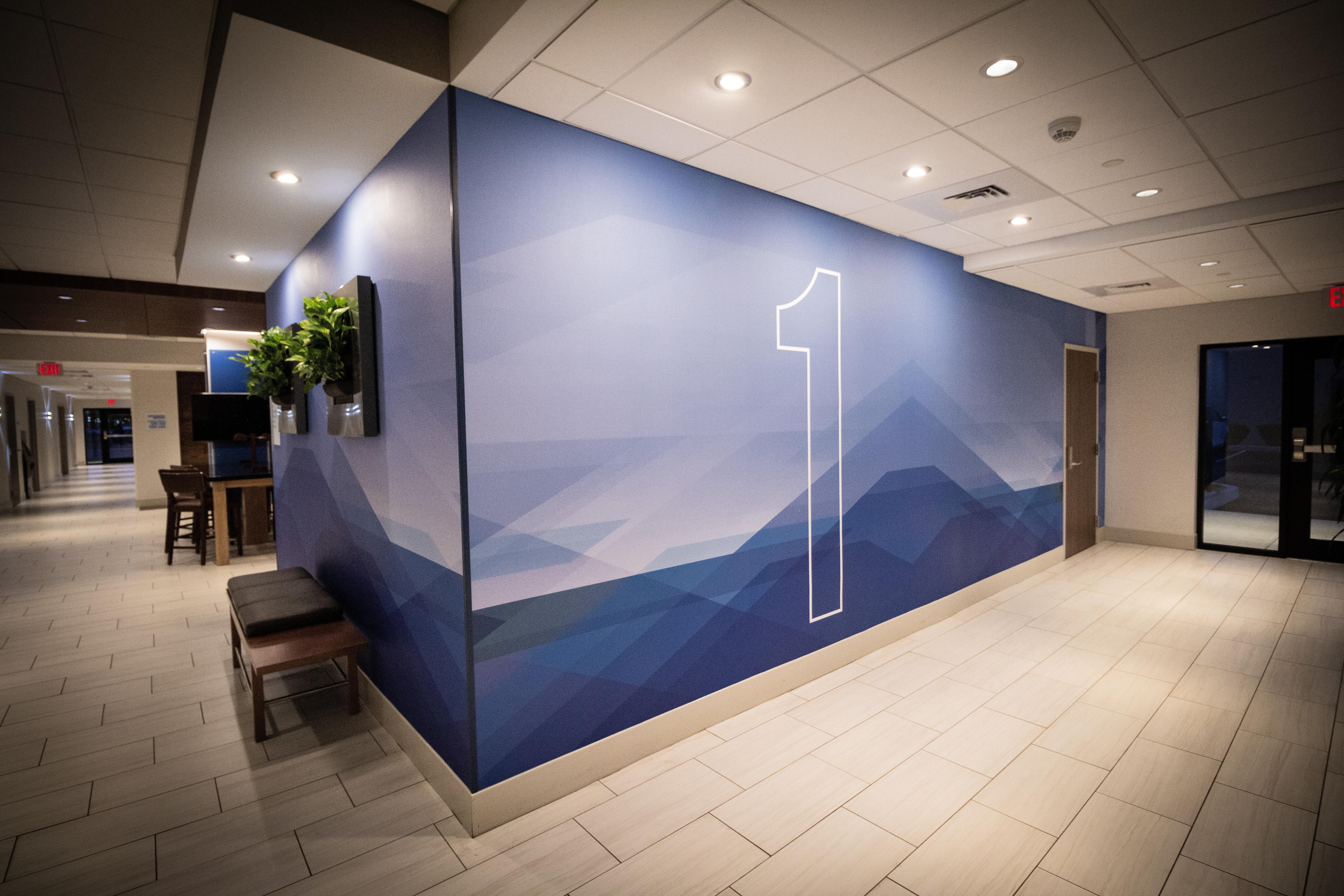 Holiday Inn Express & Suites - Boston South - Randolph By Ihg Exterior foto