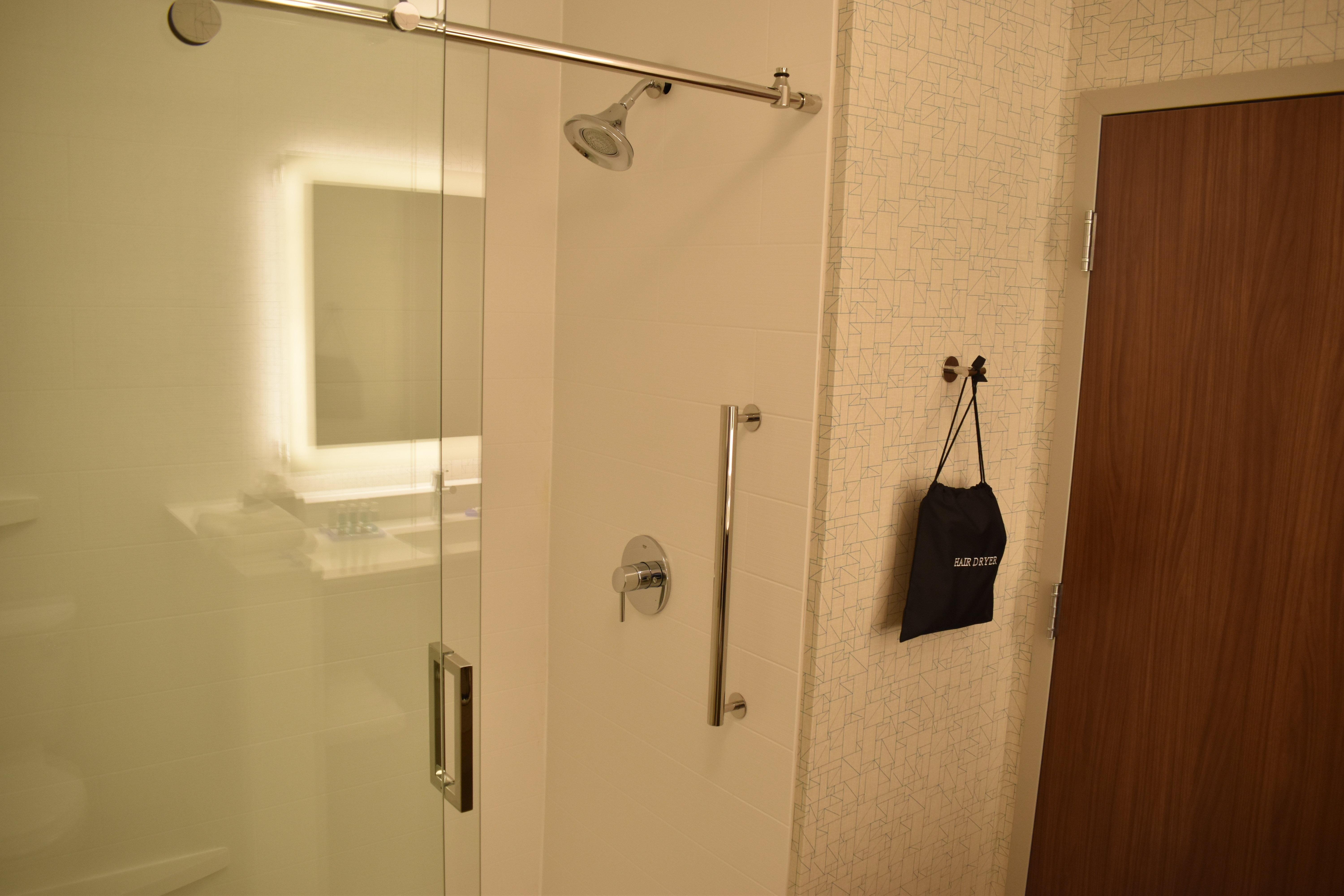 Holiday Inn Express & Suites - Boston South - Randolph By Ihg Exterior foto