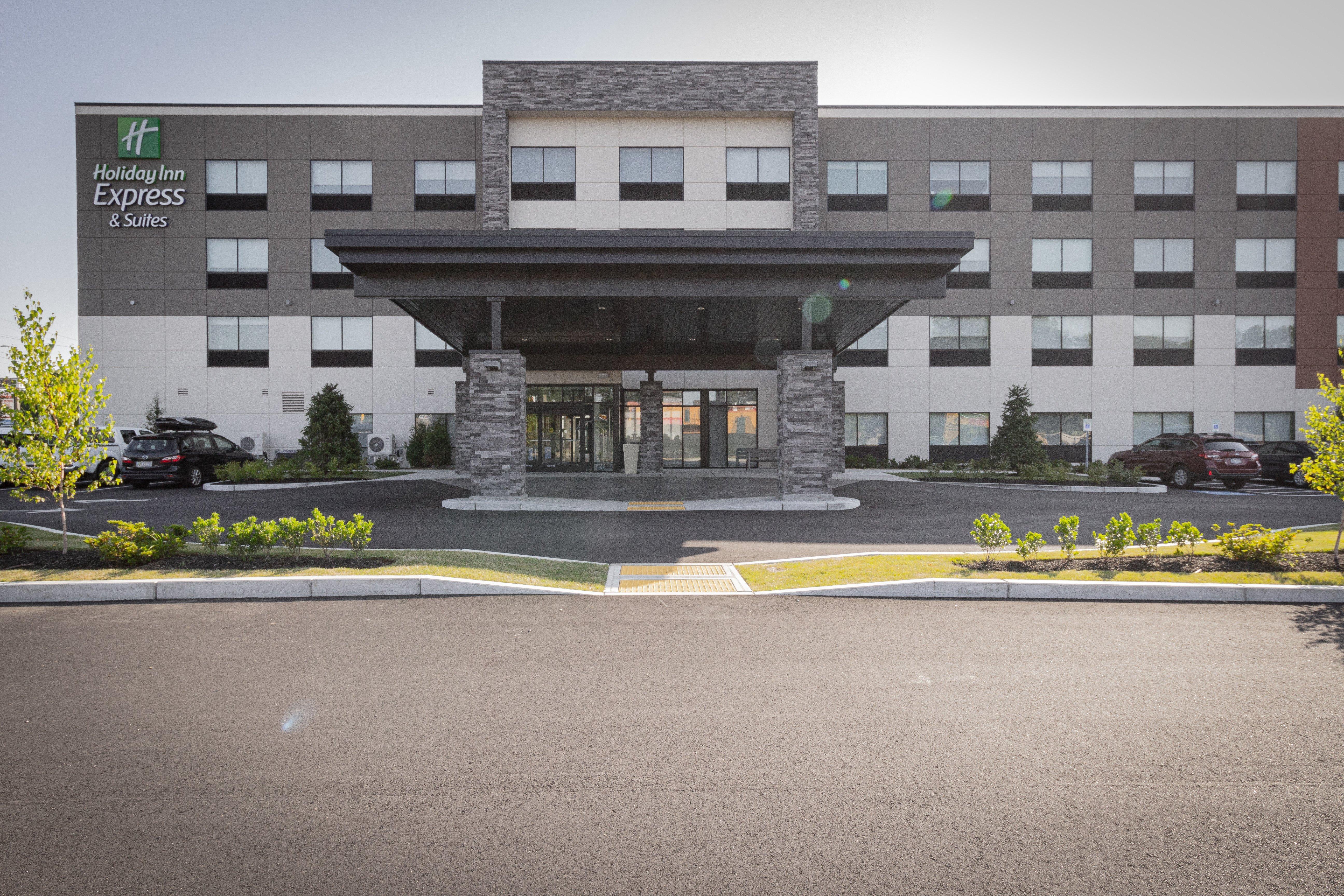 Holiday Inn Express & Suites - Boston South - Randolph By Ihg Exterior foto